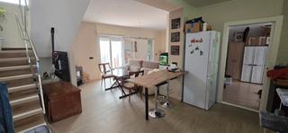 Casa adossada a Úbeda. Casa recién reformada con muy buenas calidades y garaje.