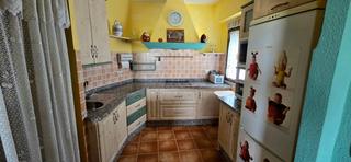 Location Appartement à Plaza san lorenzo 13. Piso de 3 dormitorios cerca de la escuela de arte de ubeda