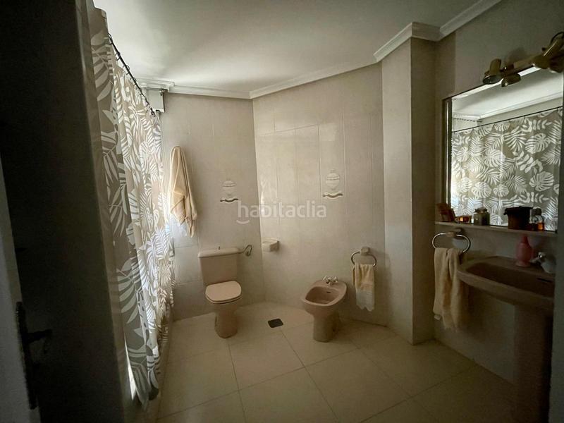 Foto 6d6d4e94-d0c0-4050-8201-e5af6713a049. Chalet magnifico chalet en la yedra de 2200m2 y 495m2 construidos a pie de carretera. en Baeza