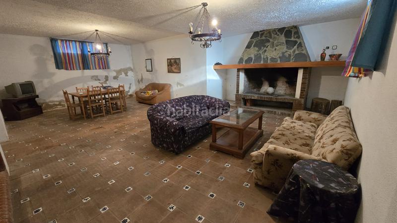 Foto 7c89377f-a6f4-482f-8973-9d7c3786e2cd. Chalet magnifico chalet en la yedra de 2200m2 y 495m2 construidos a pie de carretera. en Baeza