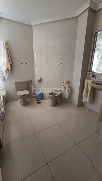 Foto df637f2a-1b0e-45a8-839b-6a772ec51929. Chalet magnifico chalet en la yedra de 2200m2 y 495m2 construidos a pie de carretera. en Baeza