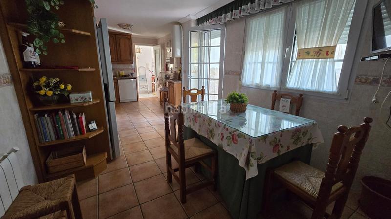 Foto 6c065cd7-01cb-467f-b24a-40a12312808a. Casa  totalmente reformada con patio, piscina, salón campero y garaje. en Úbeda