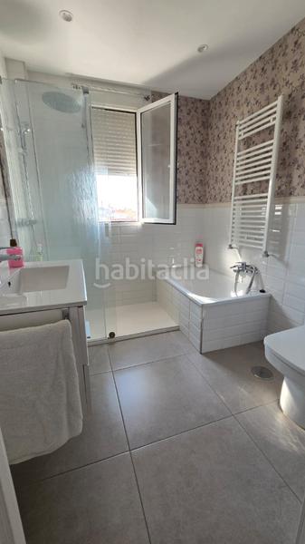 Foto e55220cf-c82e-45bf-8cbe-ceeaa514663e. Casa  totalmente reformada con patio, piscina, salón campero y garaje. en Úbeda