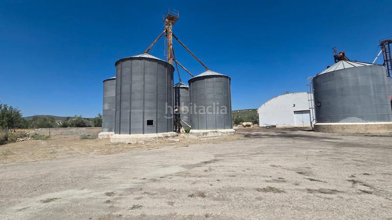 Foto cc4f8969-5c62-4e64-a3bd-e23f7eac7d8c. Fabrikhalle in Cazorla