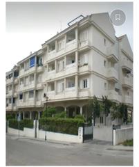 Car parking in Calle doctor gustavo garcía herrera teboul 3