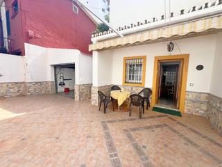 Chalet in Calle los nidos 8a