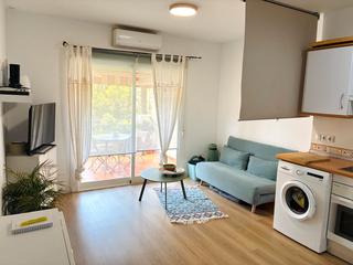 Estudio en Calle ronda del golf este 20