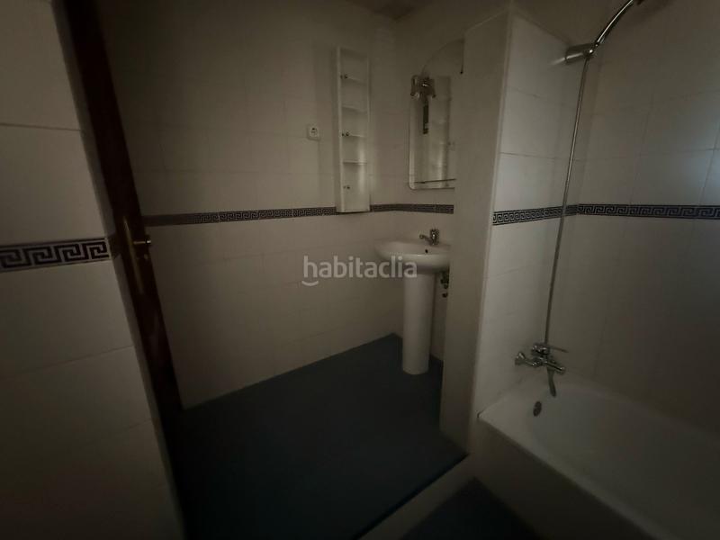 Foto 597201f8-83b8-43b7-9141-80a0b1c4a317. Ático en calle olé 7 en Puerto Marina Benalmádena