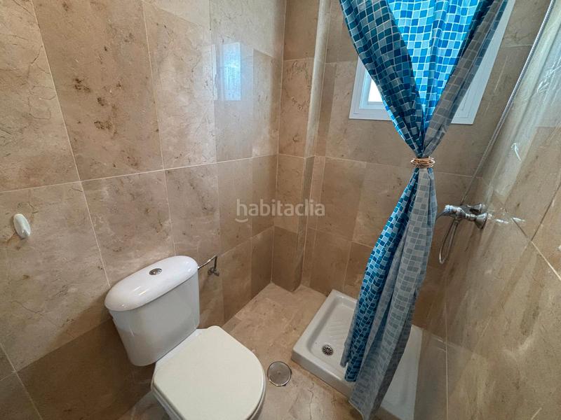 Foto d2c4a6b3-6279-416a-a3e0-260ede8bc517. Appartamento con parcheggio piscina in Zona Centro Comercial Torrequebrada Benalmádena