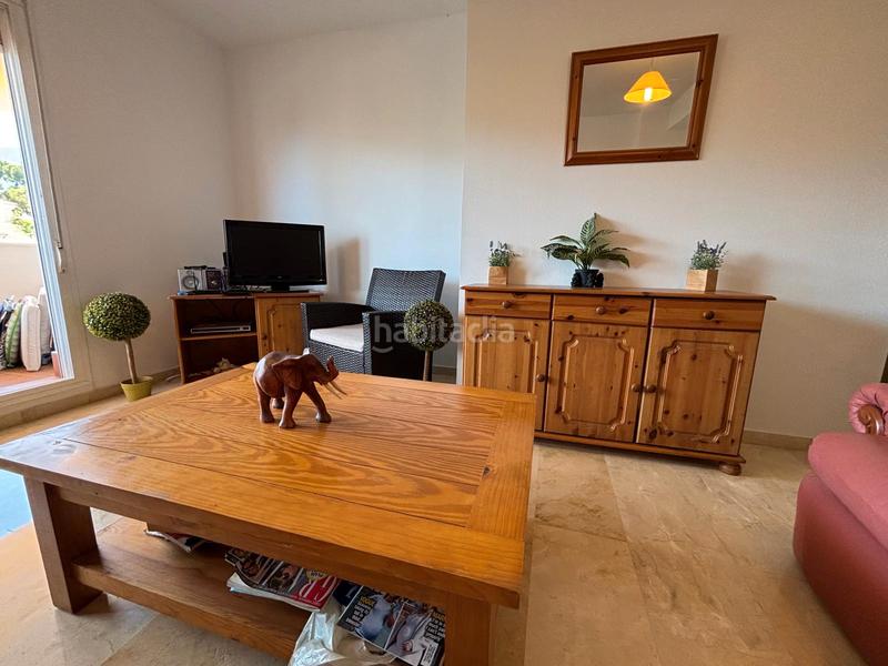 Foto b5904607-3840-40d8-9274-14bcffbb5108. Etagenwohnung mit parking pool in Zona Centro Comercial Torrequebrada Benalmádena