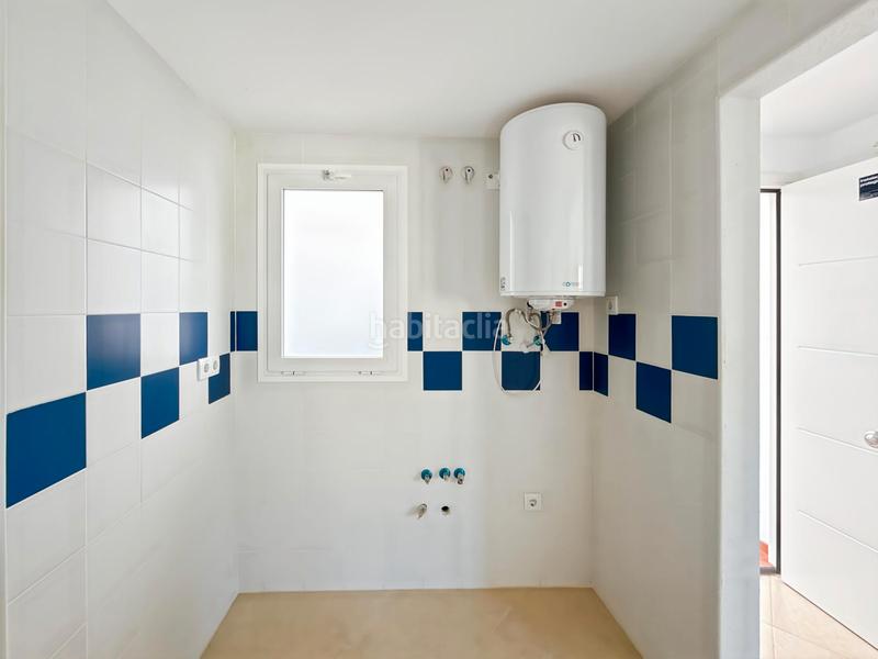 Foto 8bee3f77-d842-48cd-b776-cd670f5cbb40. Studio dans calle relenguillo 3 dans Centro Benalmádena