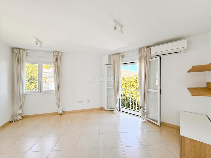 Foto c4f1dde7-3ecb-4666-8ca6-78aaa829e45a. Studio dans calle relenguillo 3 dans Centro Benalmádena