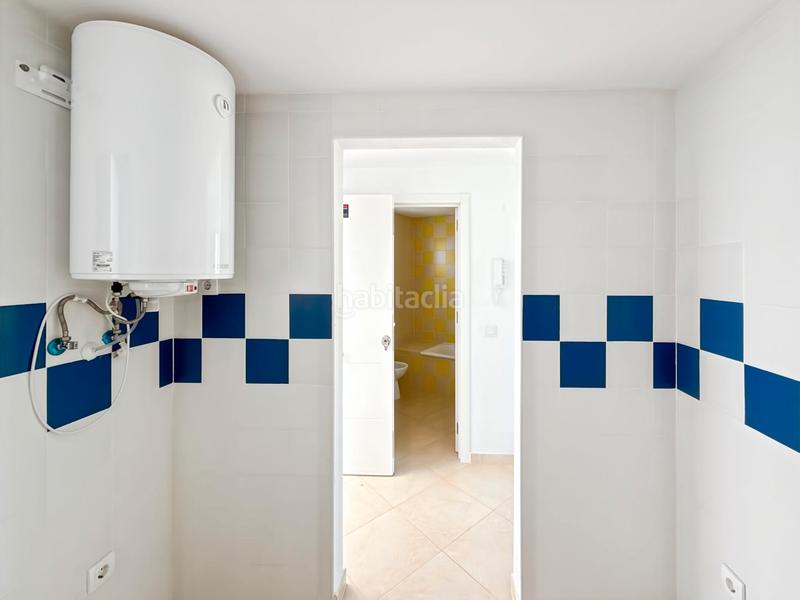 Foto c6e61487-2da9-4b1d-9c43-0a61edf3d2b6. Studio dans calle relenguillo 3 dans Centro Benalmádena