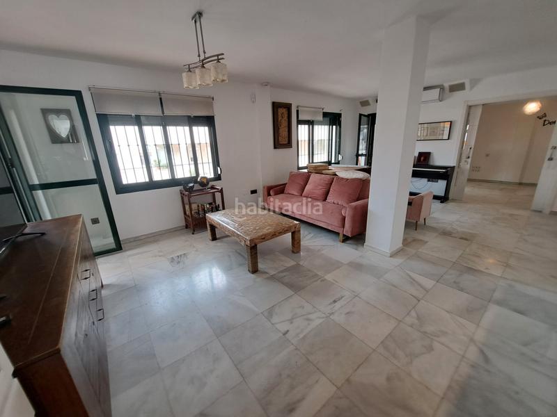 Foto 7e3a0b8d-1298-4822-92f5-6113d047fd68. Miete etagenwohnung mit parking pool in Zona Centro Comercial Torrequebrada Benalmádena