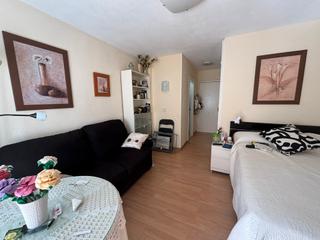 Location Studio  Avenida gamonal 8b
