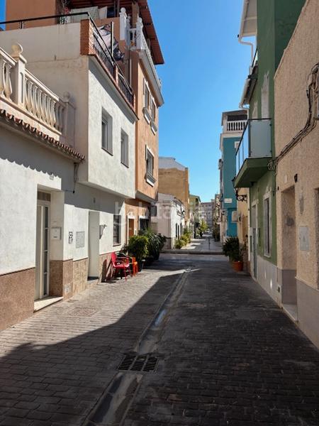 Foto 1a901613-03e4-4668-b7aa-1eb54dcd2d5e. Maison jumelée dans Girón - Las Delicias Málaga