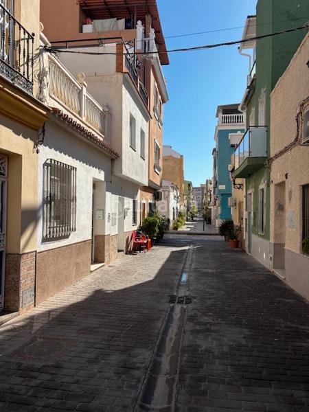 Foto 30c4c024-f480-411d-94b8-05a3dc2c4678. Maison jumelée dans Girón - Las Delicias Málaga