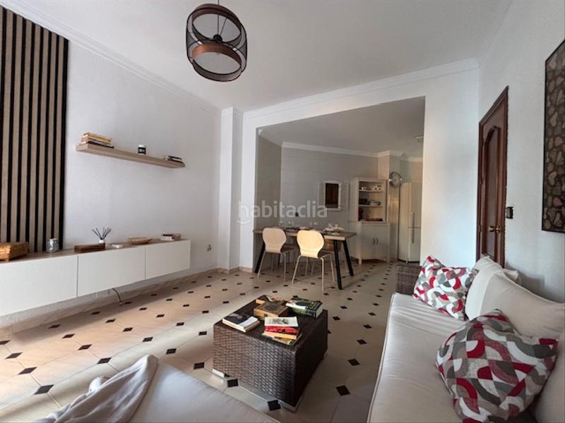 Foto 9a3334e5-7deb-42a7-ae4d-42ebd0da0036. Maison jumelée dans Girón - Las Delicias Málaga