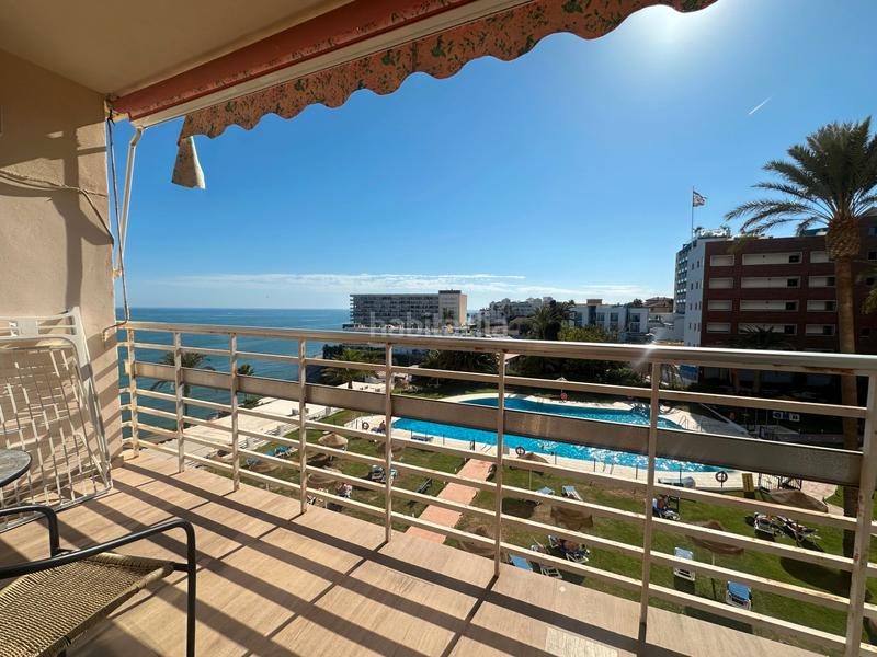 Foto b5d66e50-0a4c-43f9-ae43-4dc49530427f. Apartament amb aparcament piscina a El Bajondillo Torremolinos