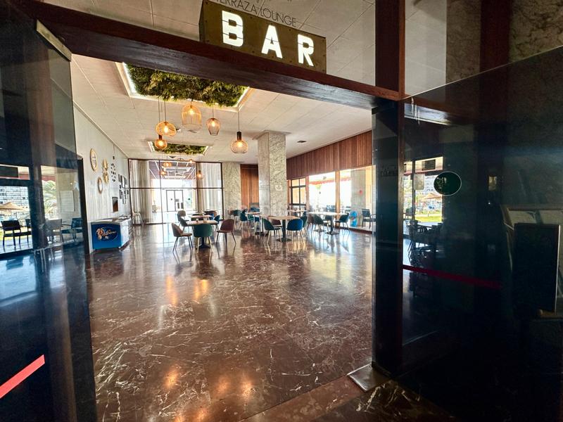 Foto c703fc6b-37c8-4add-8c20-07bf6190ae80. Apartament amb aparcament piscina a El Bajondillo Torremolinos