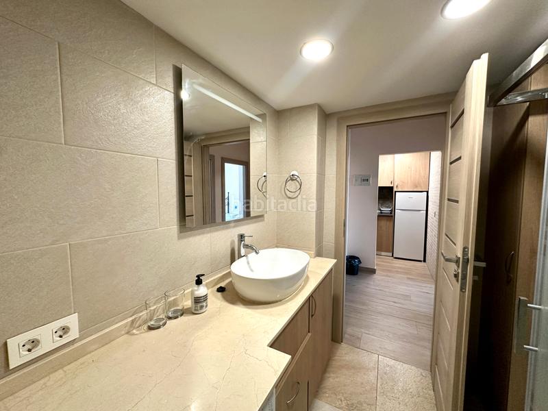 Foto ee982d7e-1b78-4ddc-a1ab-04752549fefb. Apartament amb aparcament piscina a El Bajondillo Torremolinos