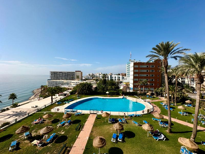 Foto fa254dab-4536-4fbb-bb8a-12e820c4bc71. Apartament amb aparcament piscina a El Bajondillo Torremolinos