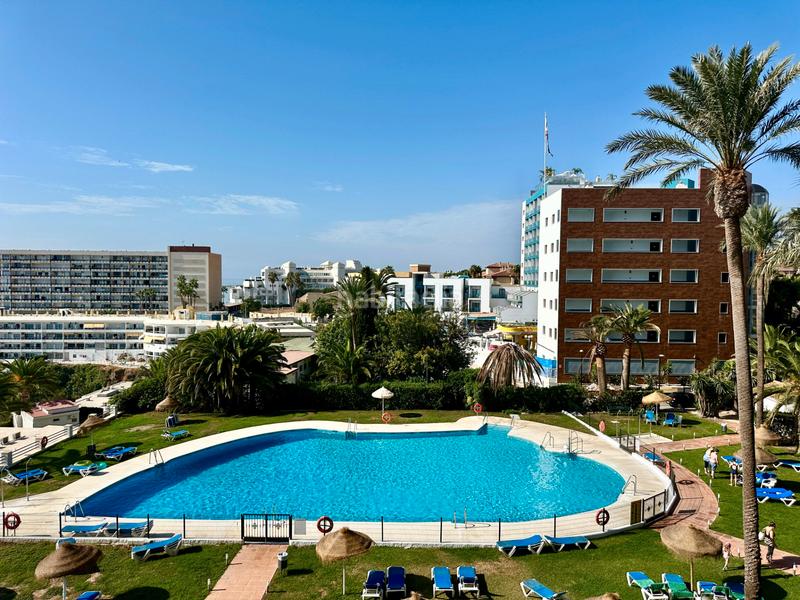 Foto 8a352f50-e8b5-4ac4-a225-8203f42fe001. Appartement avec parking piscine dans El Bajondillo Torremolinos