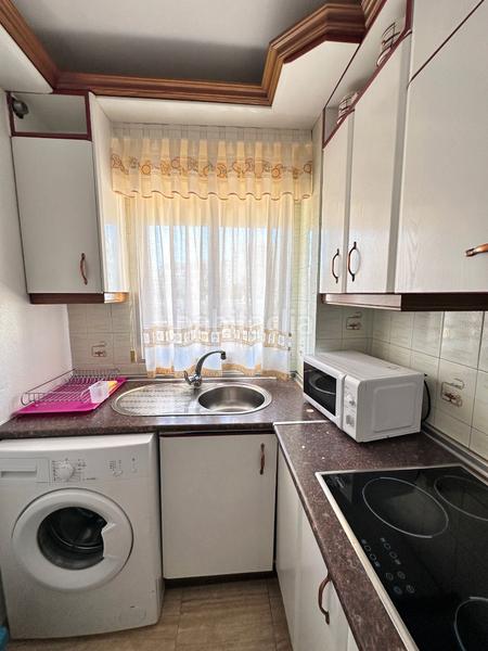 Foto 61c80b8b-4349-4ae5-adb8-95699fce1180. Rent flat with pool in Cortijo Torrequebrada Benalmádena