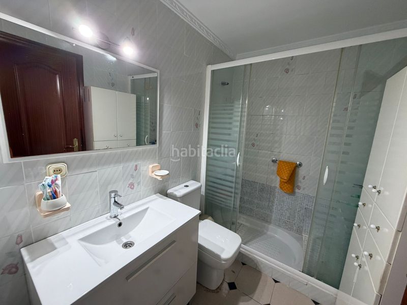 Foto 4cb7a0e2-d6b4-4b83-8f36-45b4153a1815. Casa adossada a La Carihuela - Los Nidos Torremolinos