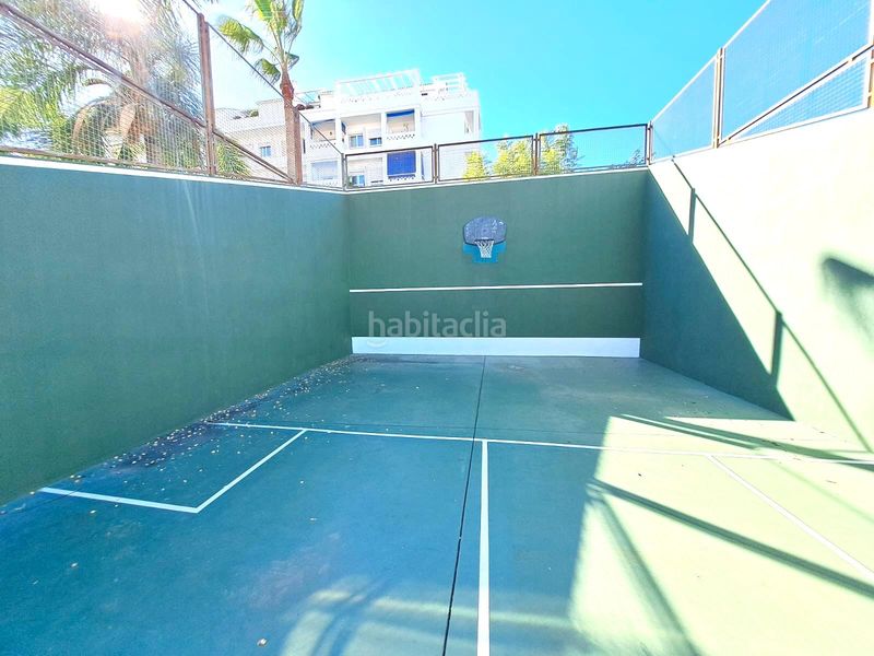 Foto c4bfbe06-6d2e-4534-987f-cc12e59316d8. Pis amb aparcament piscina a Playamar - Benyamina Torremolinos
