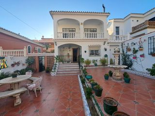 Chalet  Avenida salvador vicente