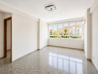 Etagenwohnung in Calle canchal 8