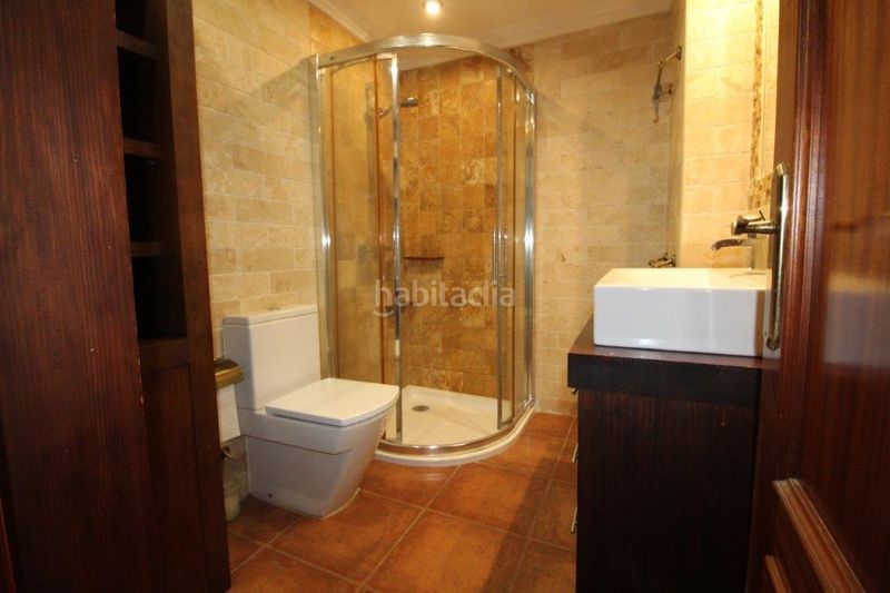 Foto a0089d21-fbba-4332-b42b-c6d6b048b997. Pis amb aparcament piscina a Zona Centro Comercial Torrequebrada Benalmádena