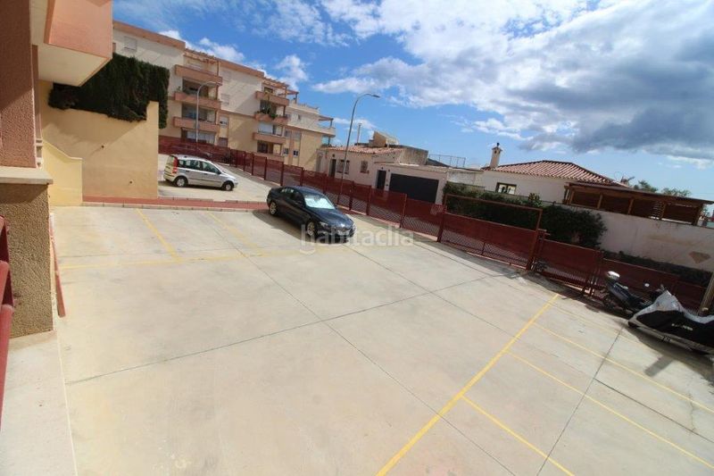 Foto c21edd15-125b-4a74-b5aa-93445a3973db. Pis amb aparcament piscina a Zona Centro Comercial Torrequebrada Benalmádena
