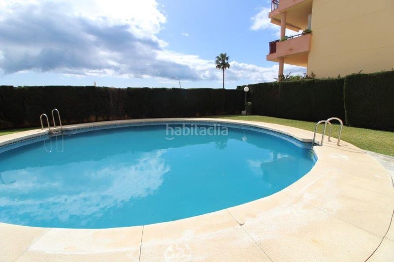 Foto e124f69a-1034-47ec-b5b7-d1aa63d74d5b. Pis amb aparcament piscina a Zona Centro Comercial Torrequebrada Benalmádena