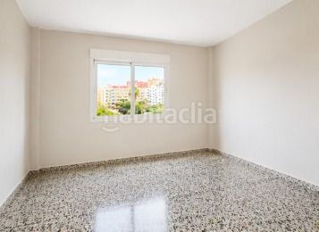 Foto 8f63a5a8-b638-4506-a801-11ce0ff0c1e7. Piso en Dos Hermanas - Nuevo San Andrés Málaga