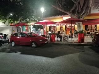 Traspàs Local Comercial  Calle medina azahara