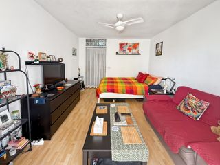 Studio in Avenida de los manantiales 42