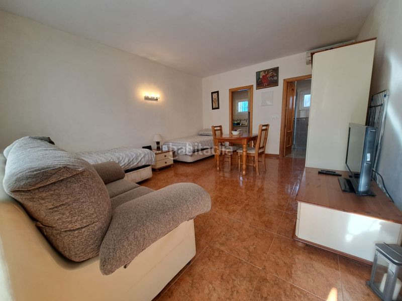 Foto d898a5e3-ac10-41a2-bd2f-c02db5b81803. Estudi a Puerto Marina Benalmádena