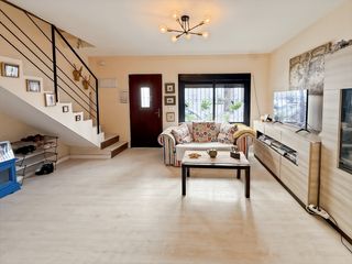 Semi detached house  Calle el greco