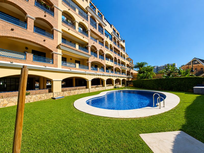 Foto 2b7a397c-d125-4088-a46a-cdbf1ce8c43c. Pis amb aparcament piscina a Playamar - Benyamina Torremolinos