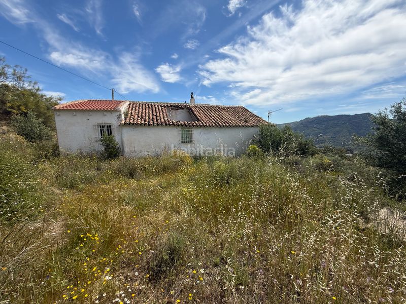 Foto 3bbbde96-f2f7-4690-9a1e-86d0a0d94740. Chalet en Colmenar