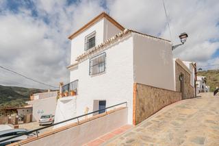 Masia  Calle salvador rueda. Preciosa casa de pueblo en benaque - macharaviaya