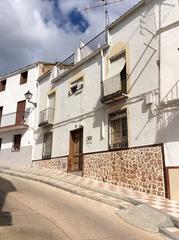 Casa a Calle luis medina 24. Casa en venta beas de segura