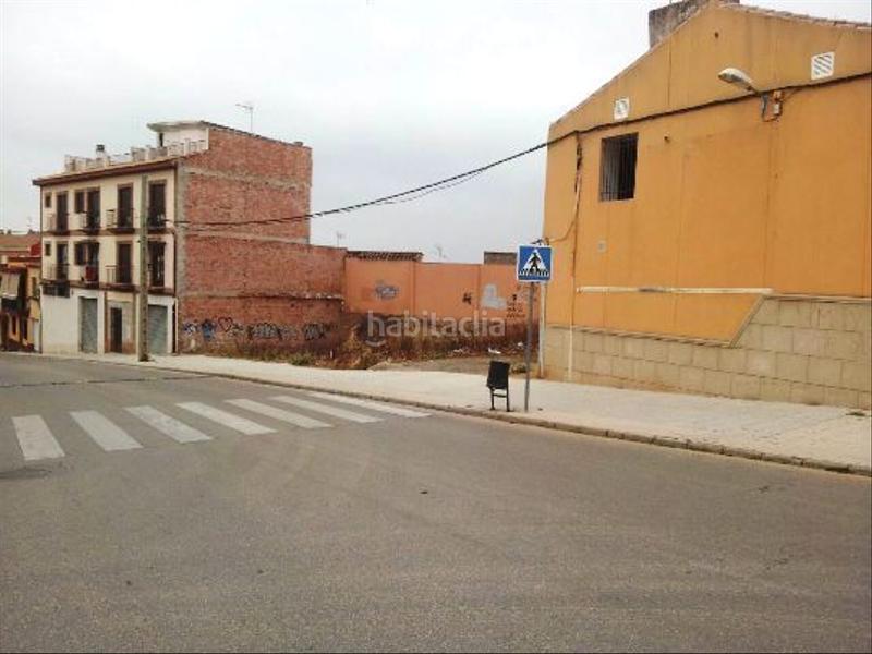 Foto 869c92cd-8779-4419-a98b-3e4d15347367. Residential plot in calle huerta de las eras 36 in Linares