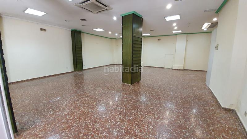 Foto 3ed6c2da-2d0d-4ac0-924f-c2be8a09f836. Lloguer local comercial a avenida granada 16 a San Ildefonso - Catedral Jaén