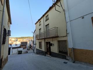 Casa adossada a Calle colón 34