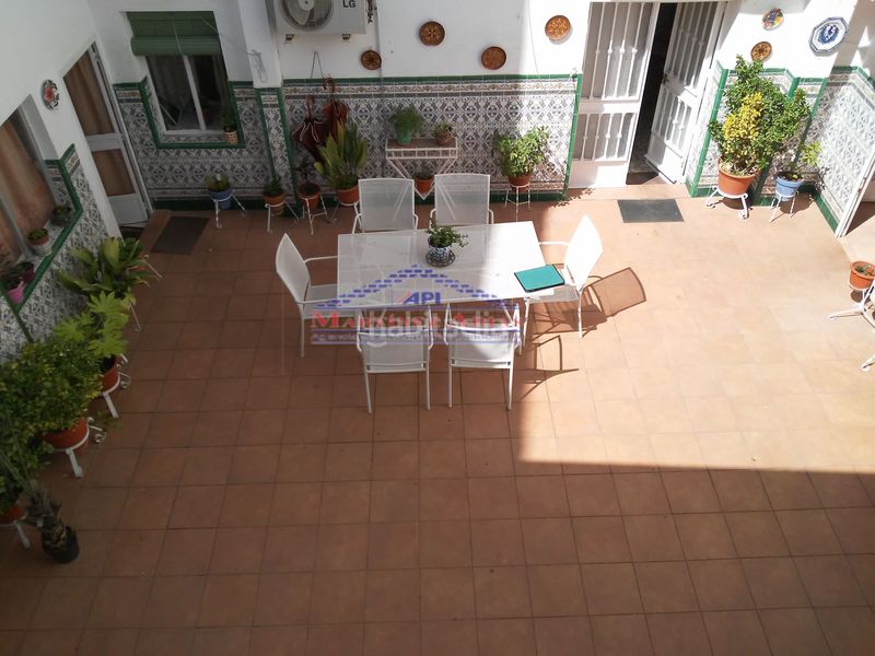 Foto 98c0bb9c-b2f8-482d-8edd-14972391cf97. Casa adossada a San Ildefonso - Catedral Jaén