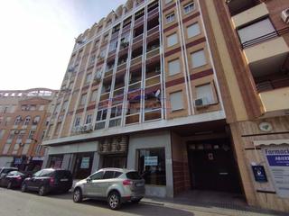 Car parking in Calle Historiador Antonio Terrones 22