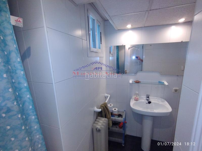 Foto 7e8b3662-d16d-4f6a-8d52-0edfd32469e9. Casa adossada amb xemeneia calefacció aparcament piscina a Jaén